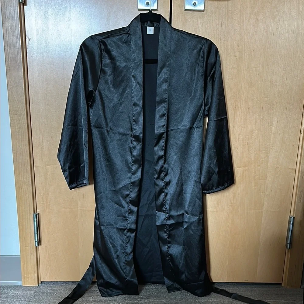 Black Silk Robe - Picture 1 of 3